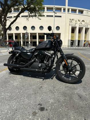 HARLEY-DAVIDSON SPORTSTER XL 883N IRON 